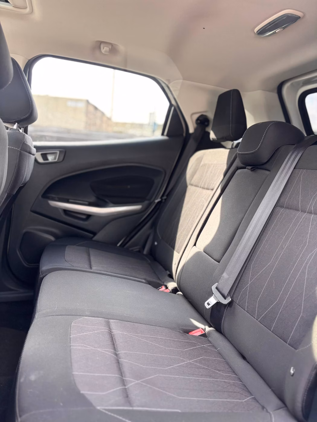 Ford EcoSport фото 9