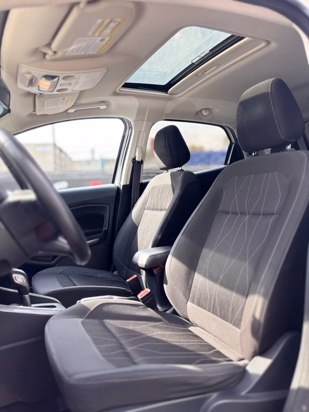 Ford EcoSport фото 8