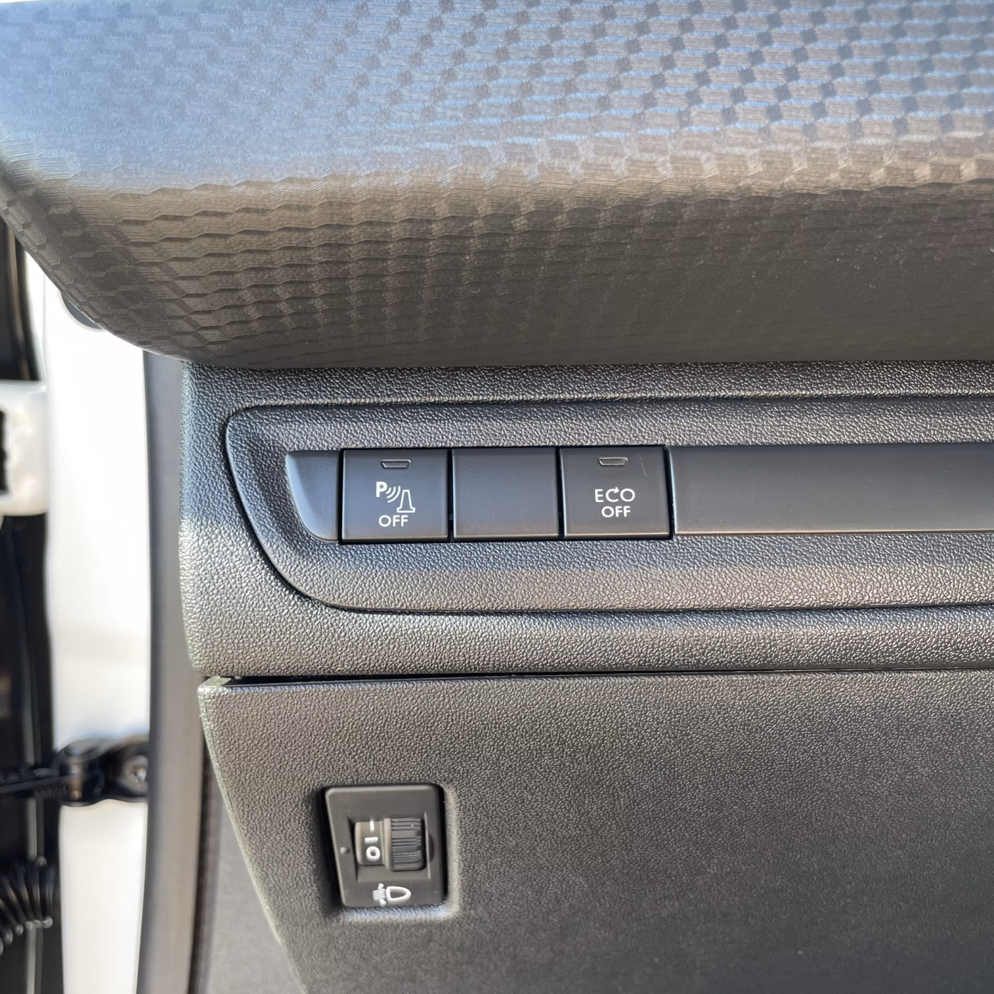 Peugeot 2008 фото 16