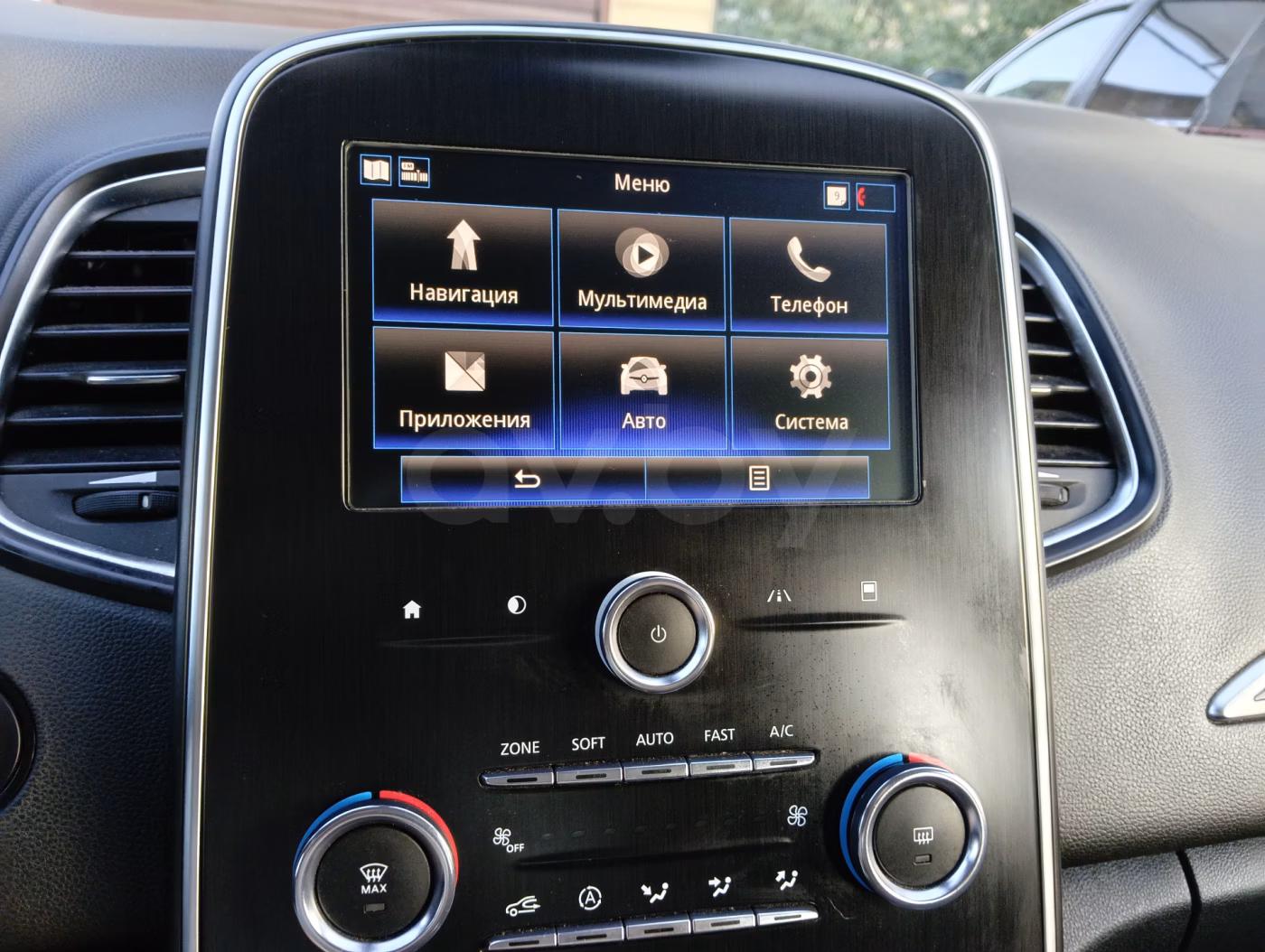Renault Scenic фото 11