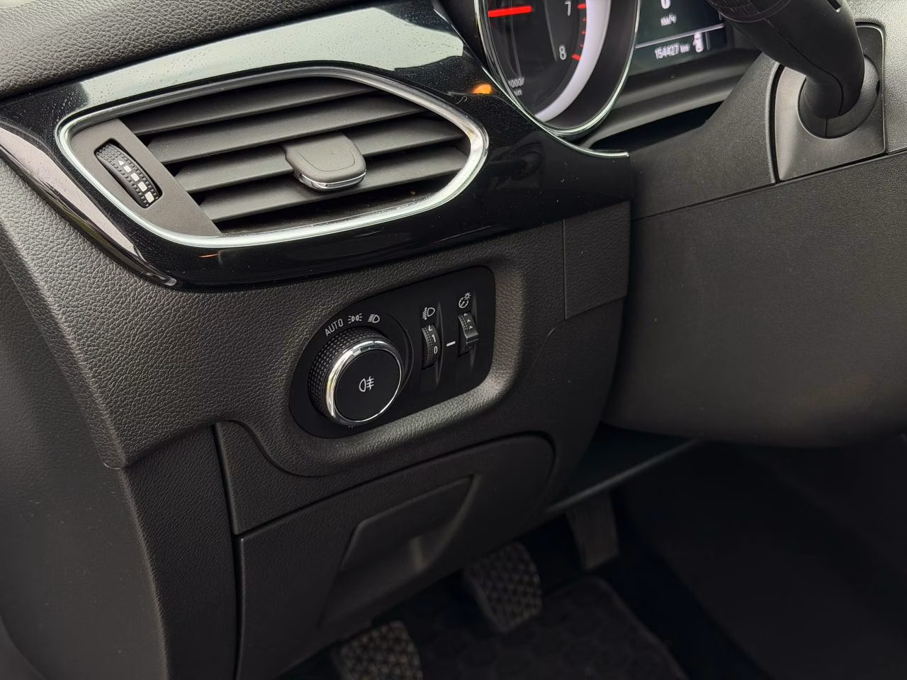 Opel Astra фото 17