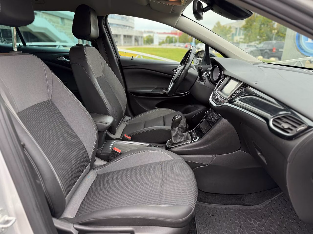 Opel Astra фото 12