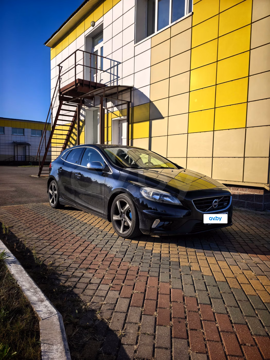 Volvo V40