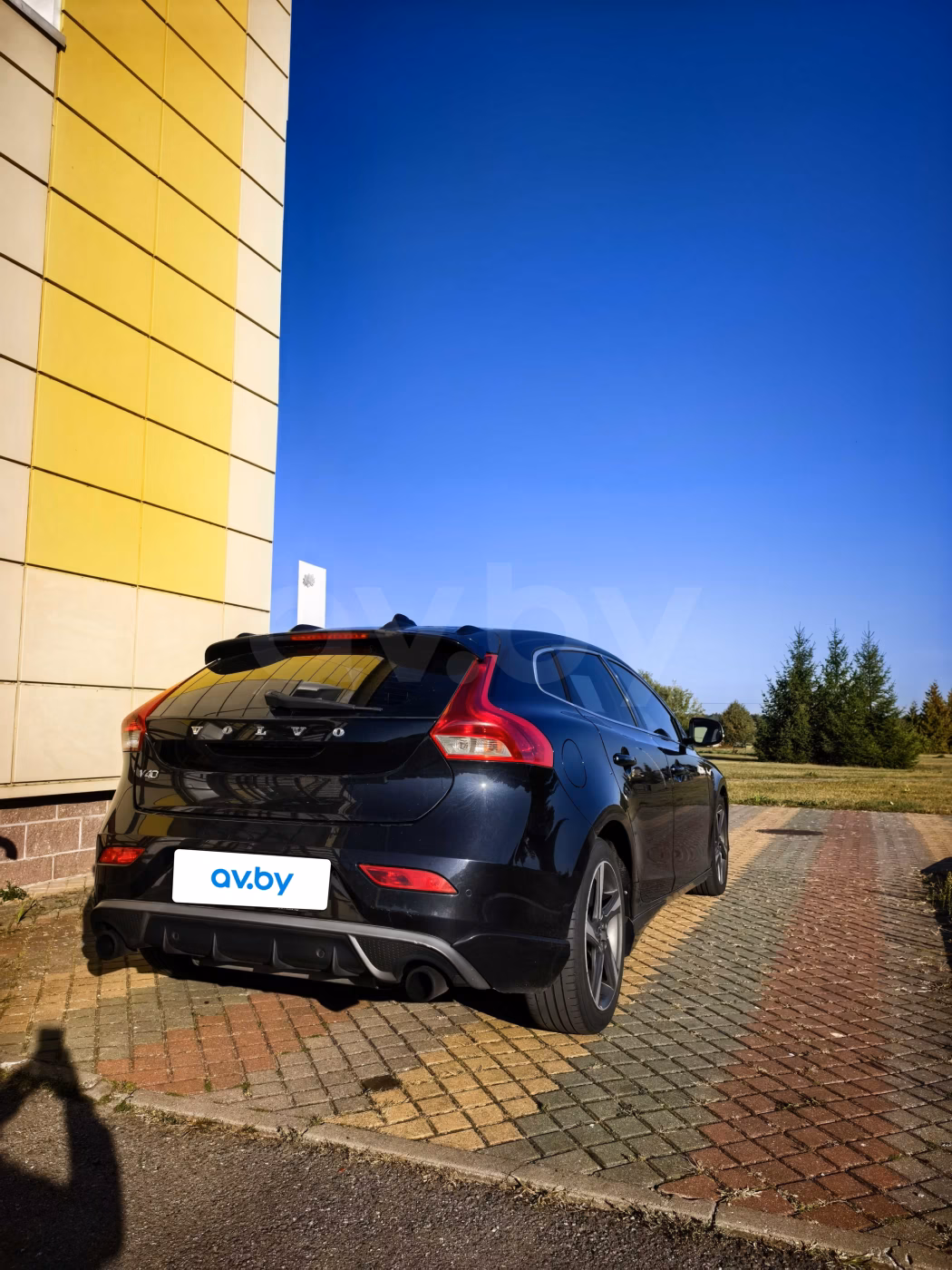 Volvo V40 фото 3