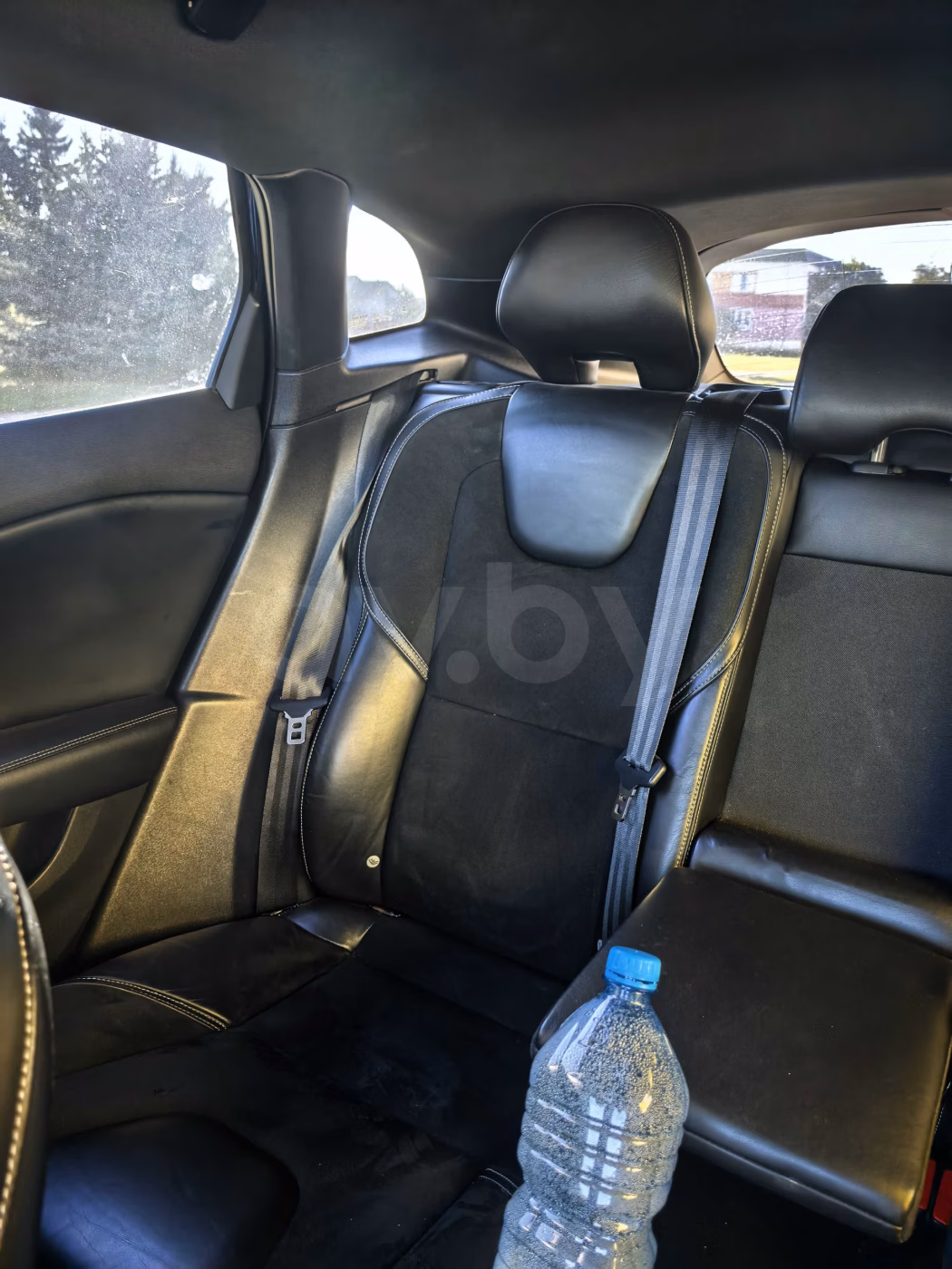 Volvo V40 фото 10