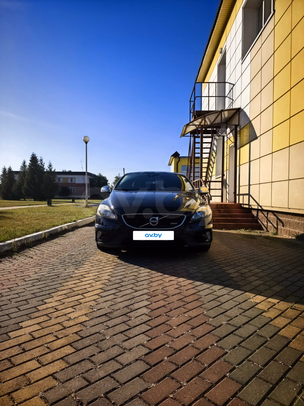 Volvo V40 фото 2
