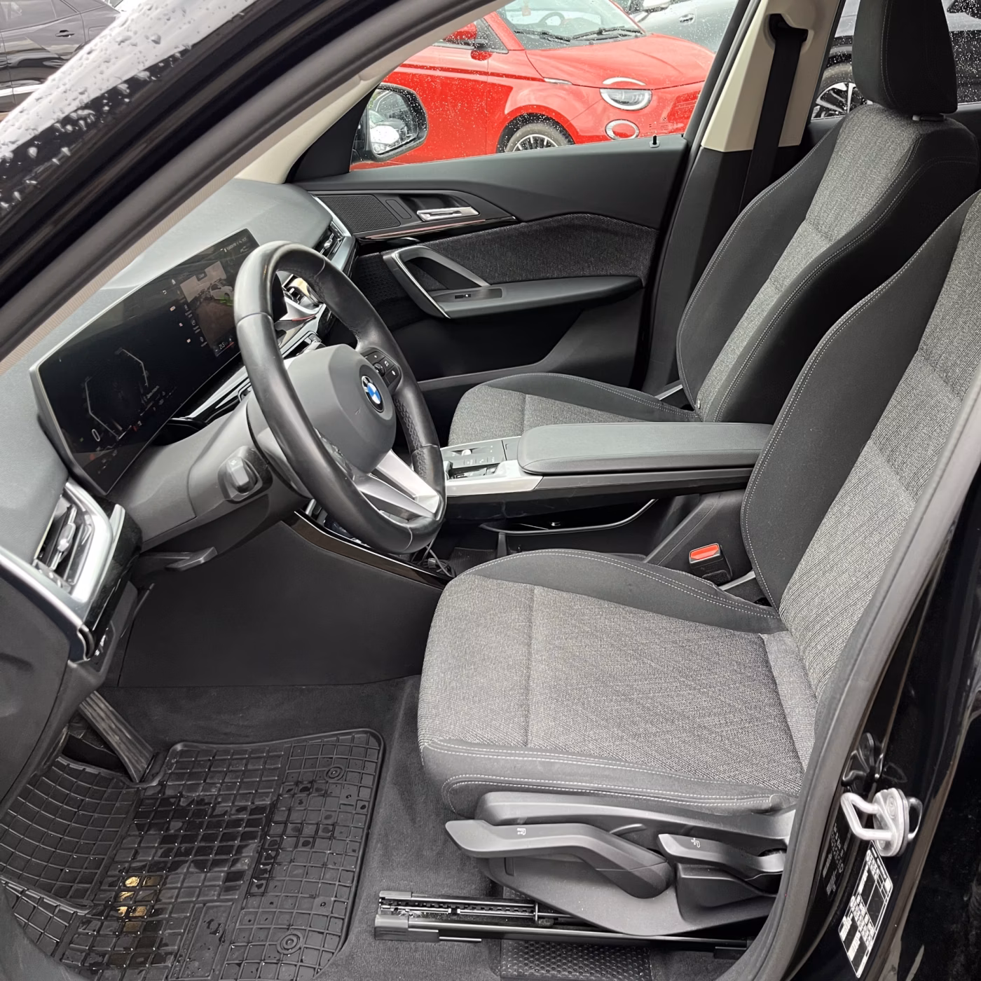 BMW X1 фото 12