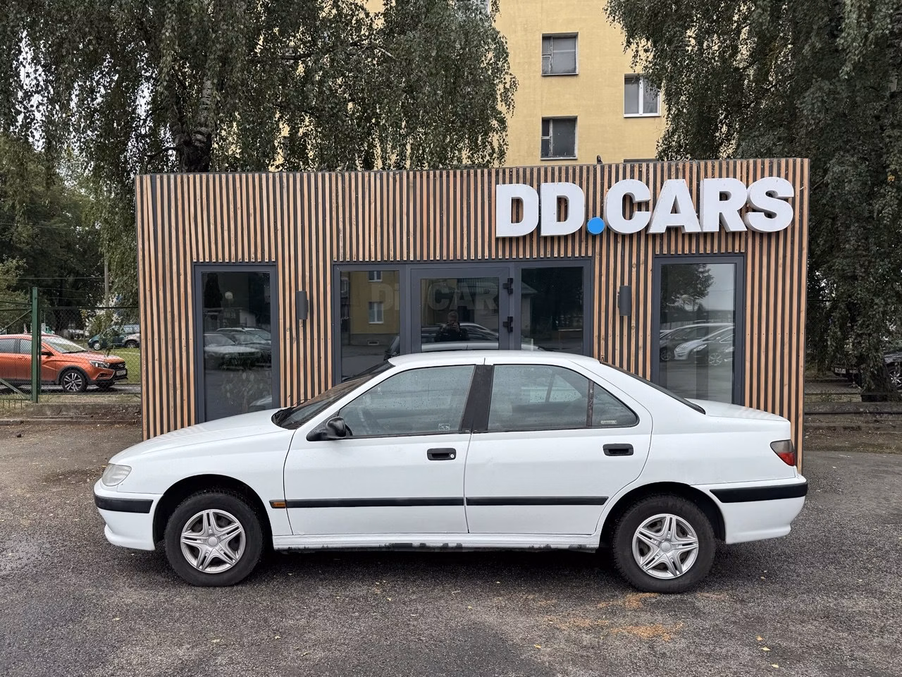 Peugeot 406 фото 5