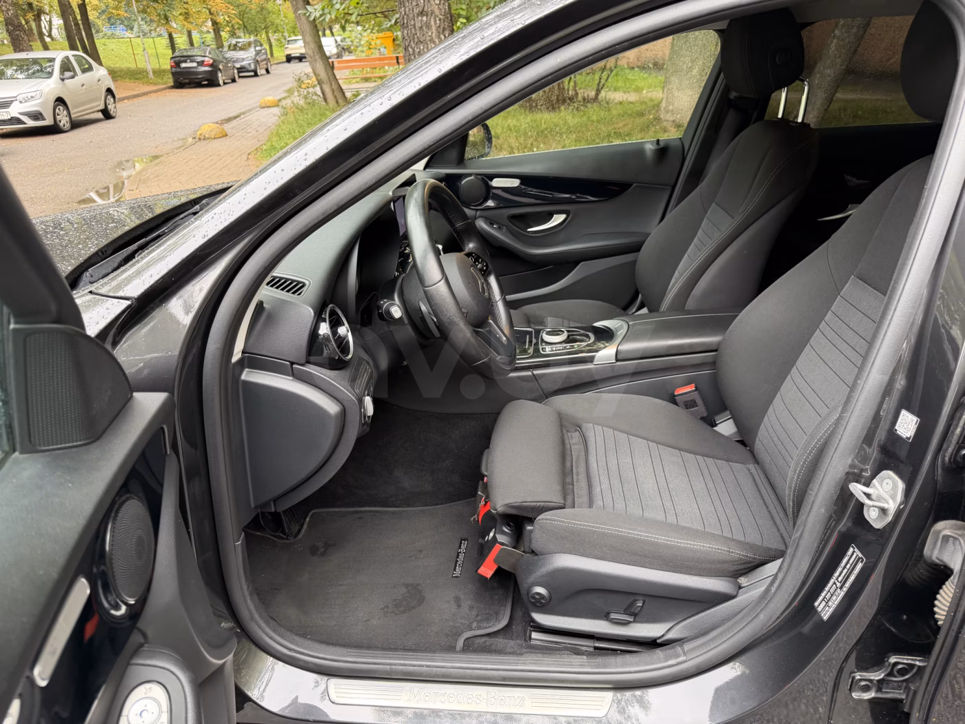 Mercedes-Benz C-Класс фото 10