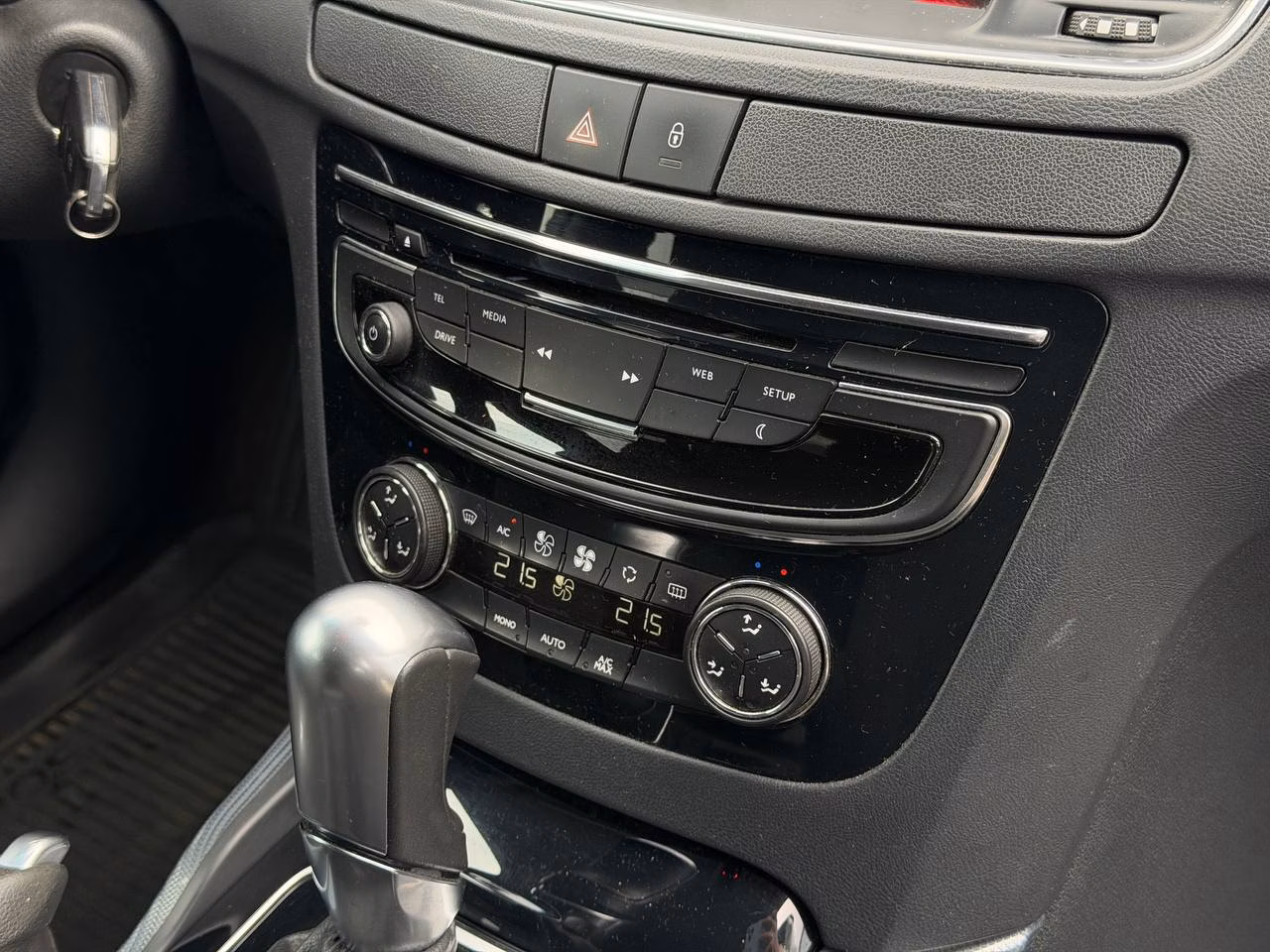Peugeot 508 фото 15