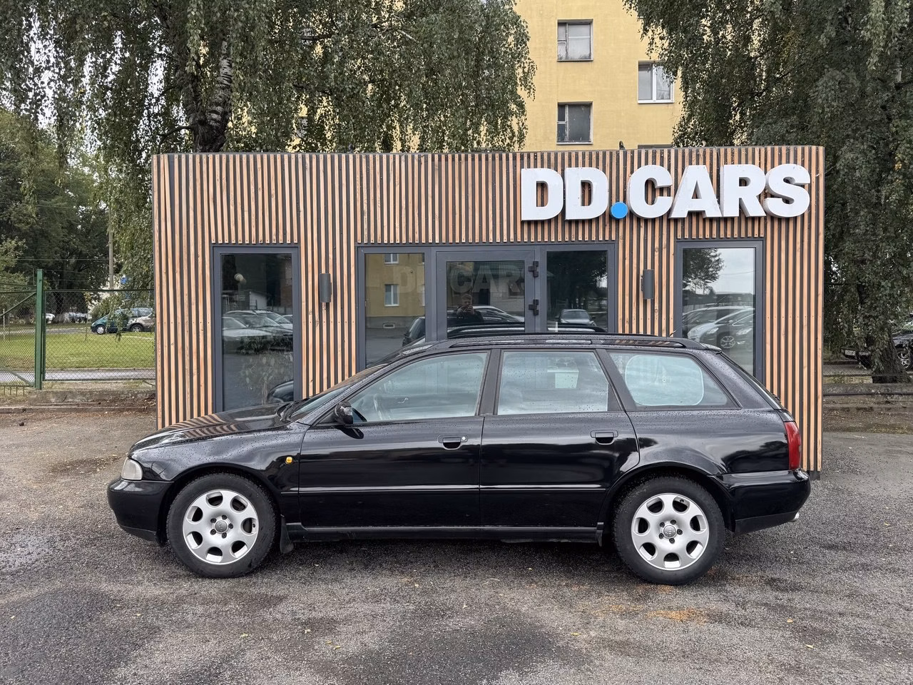Audi A4 фото 3