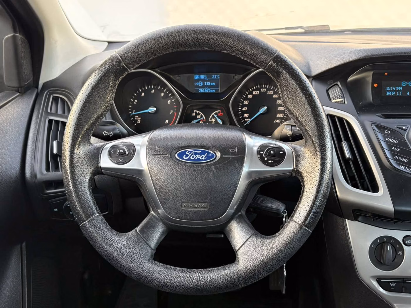 Ford Focus фото 8