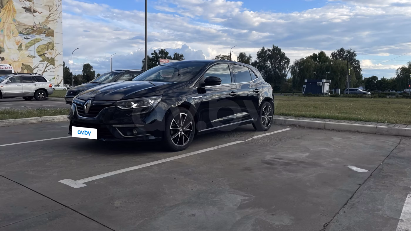 Renault Megane фото 2
