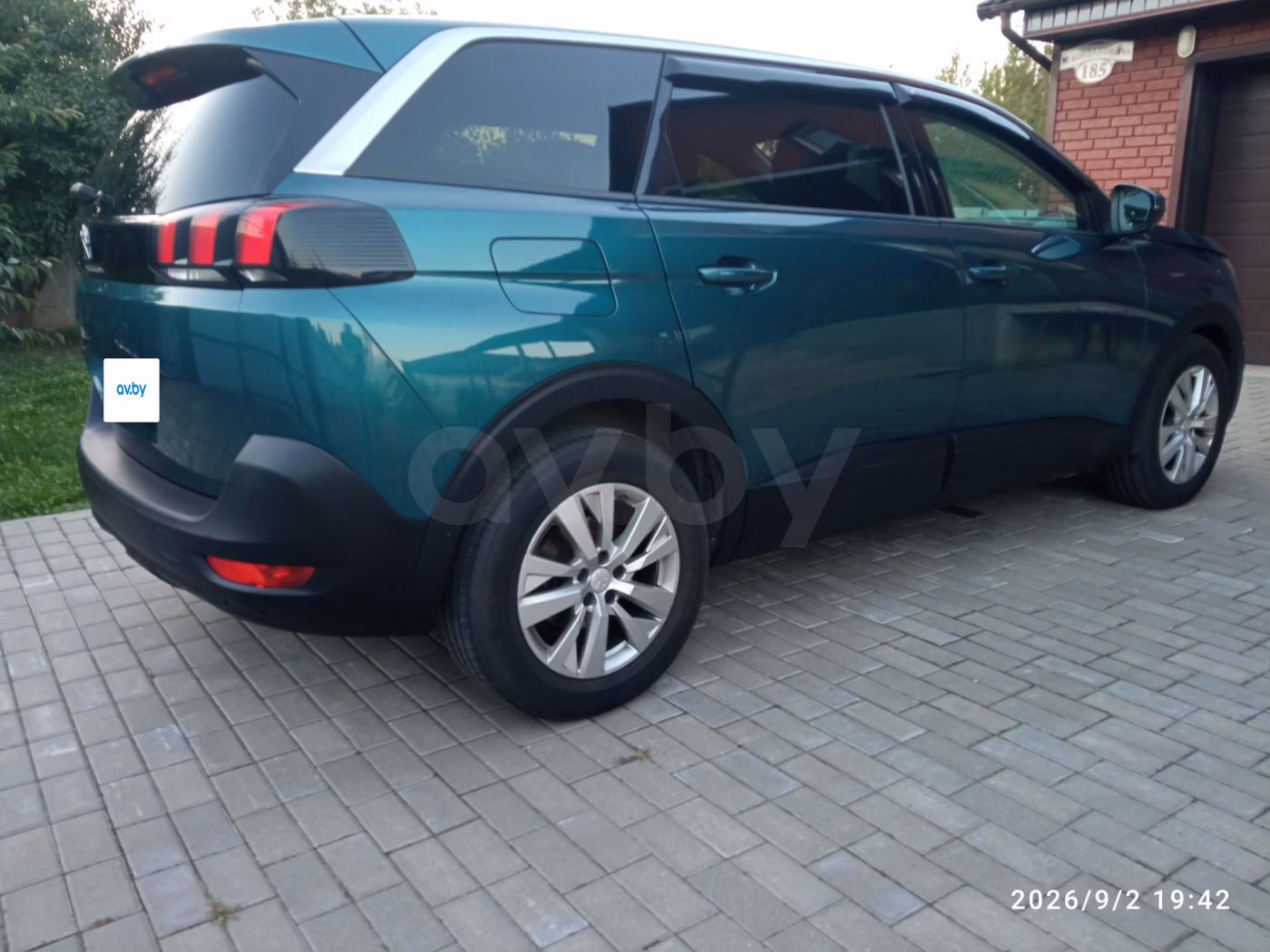 Peugeot 5008 фото 2