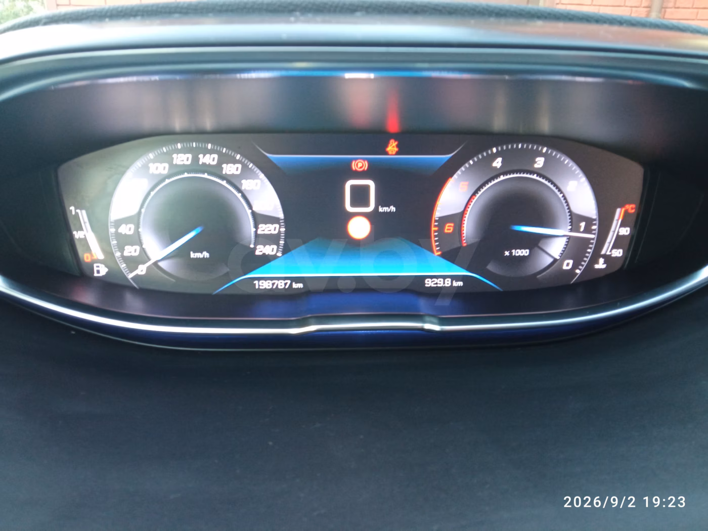 Peugeot 5008 фото 9