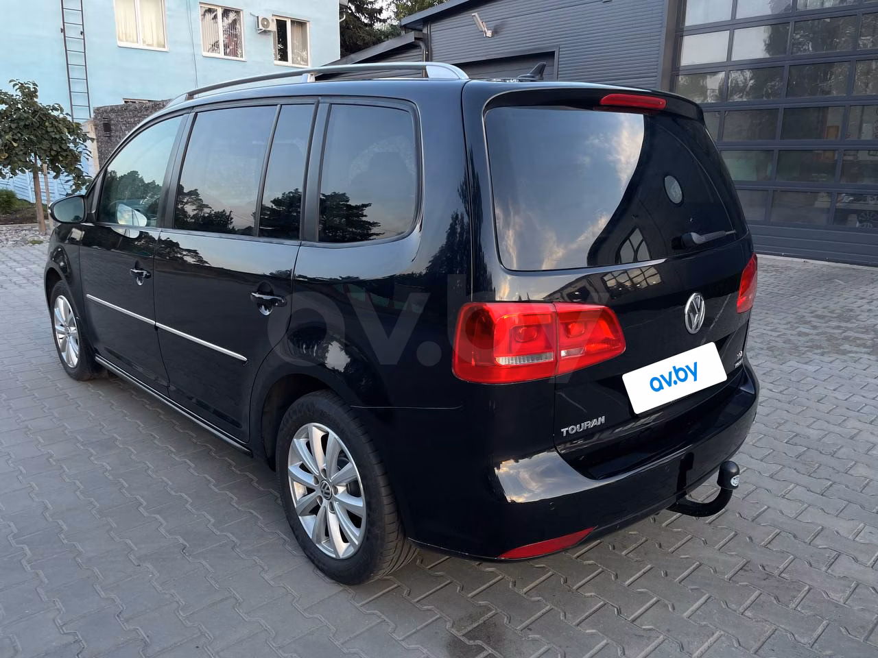Volkswagen Touran фото 6