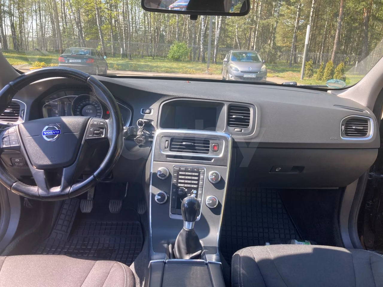 Volvo V60 фото 5