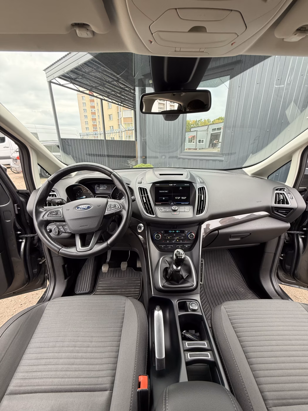 Ford C-MAX фото 9