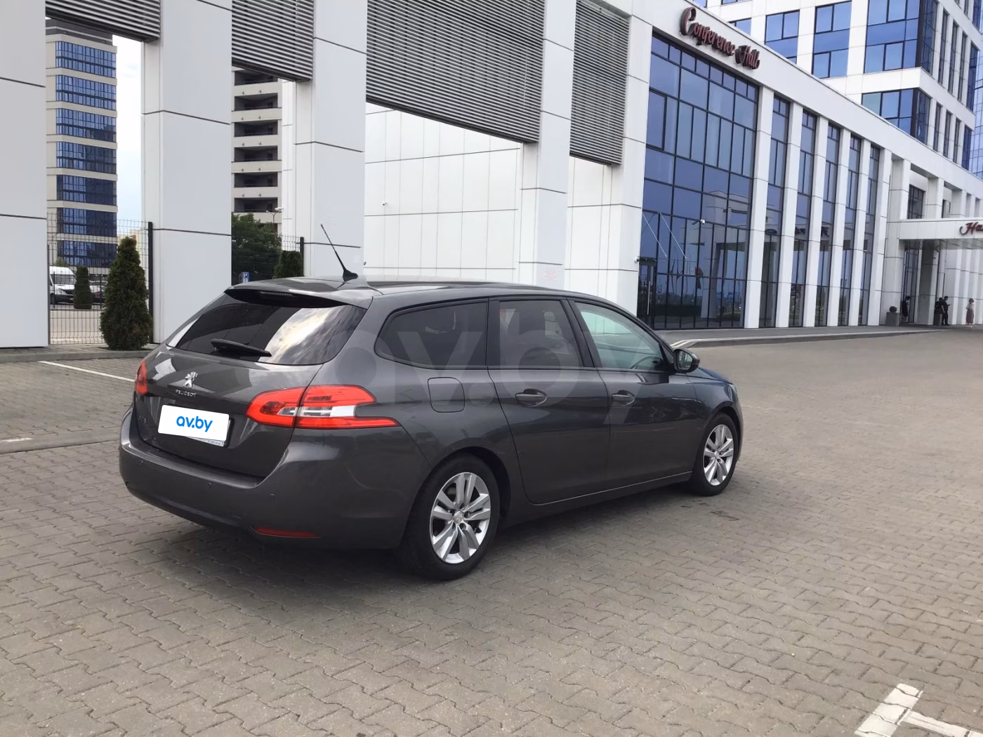 Peugeot 308 фото 2