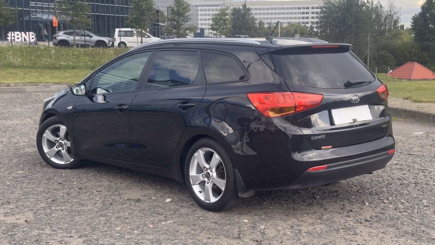 Kia Cee'd фото 11