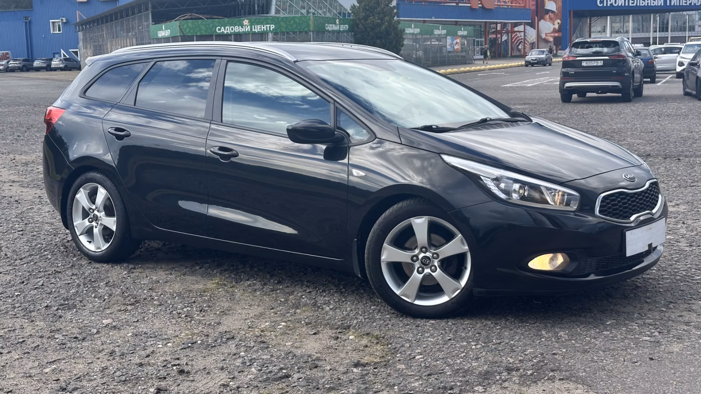 Kia Cee'd фото 9