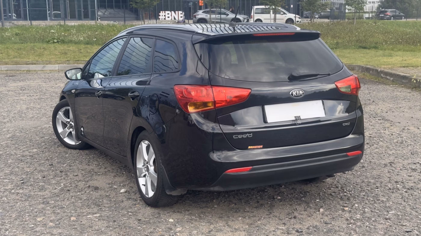 Kia Cee'd фото 12