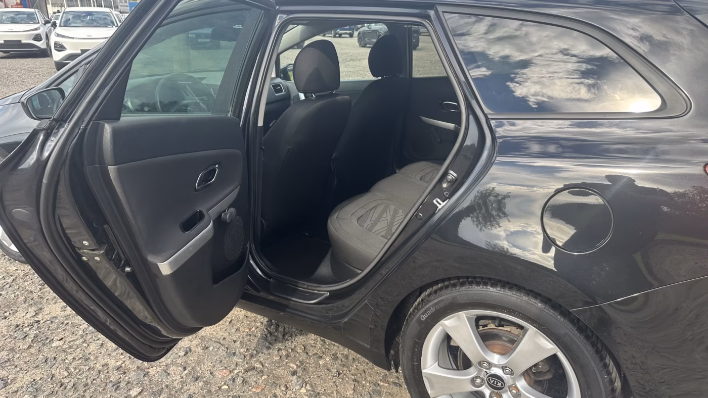 Kia Cee'd фото 22