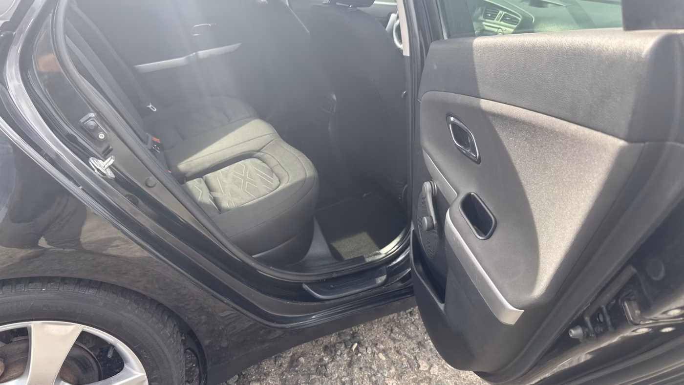 Kia Cee'd фото 30