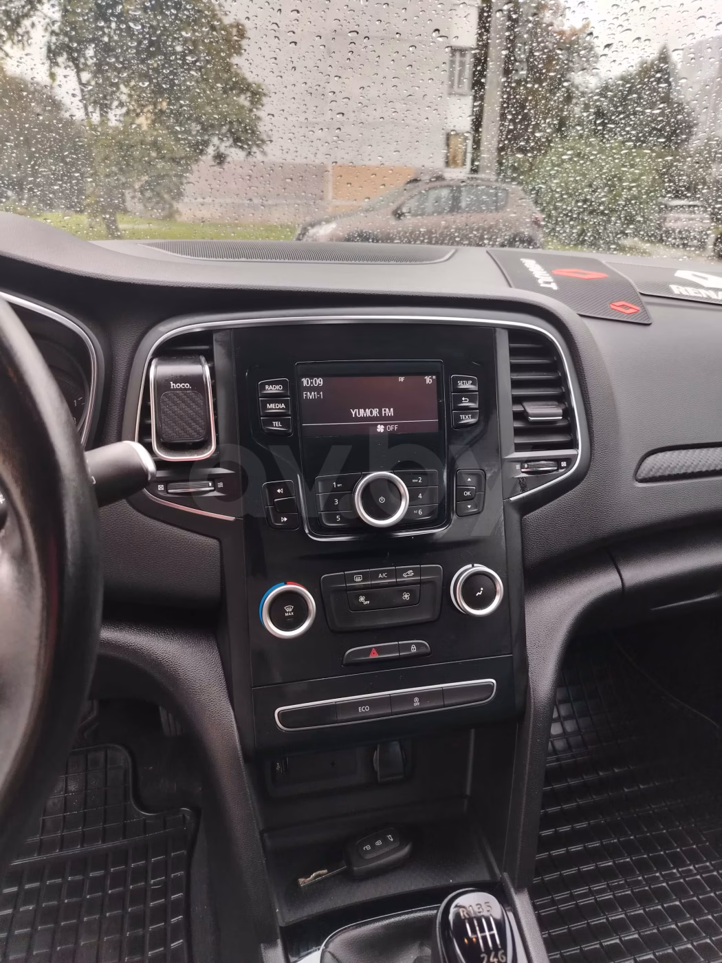 Renault Megane фото 7