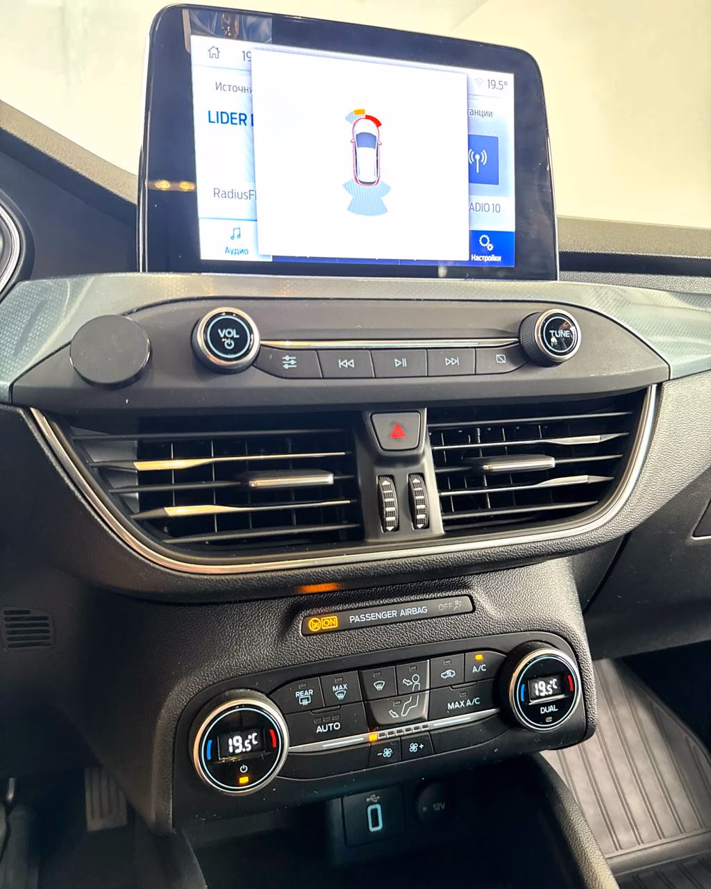 Ford Focus Active фото 12