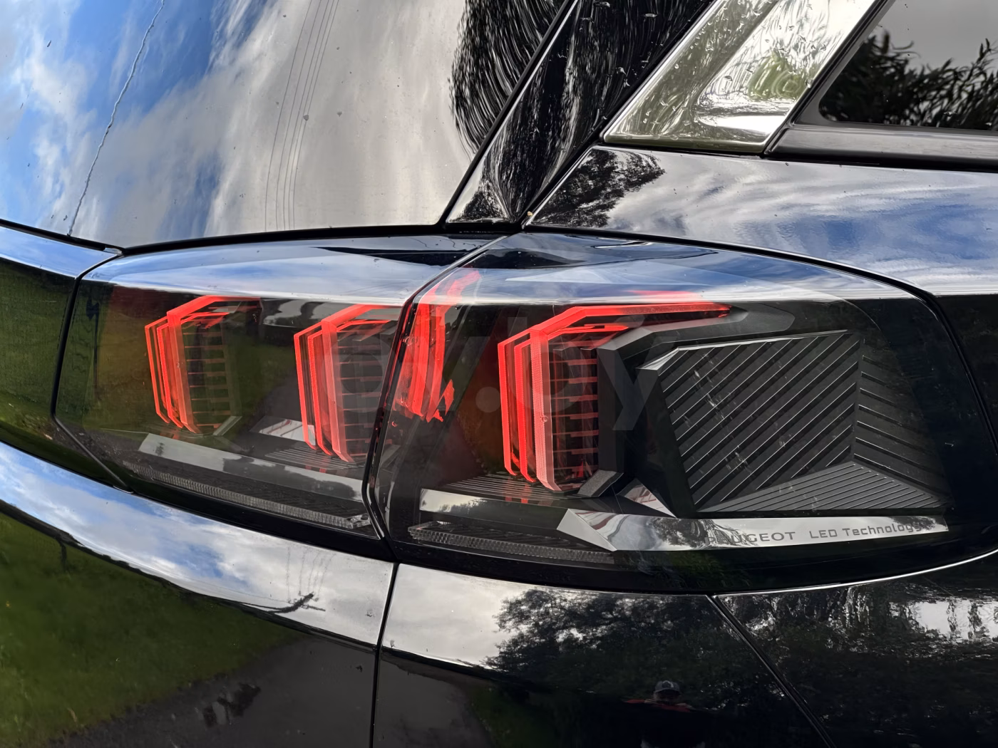 Peugeot 5008 фото 11