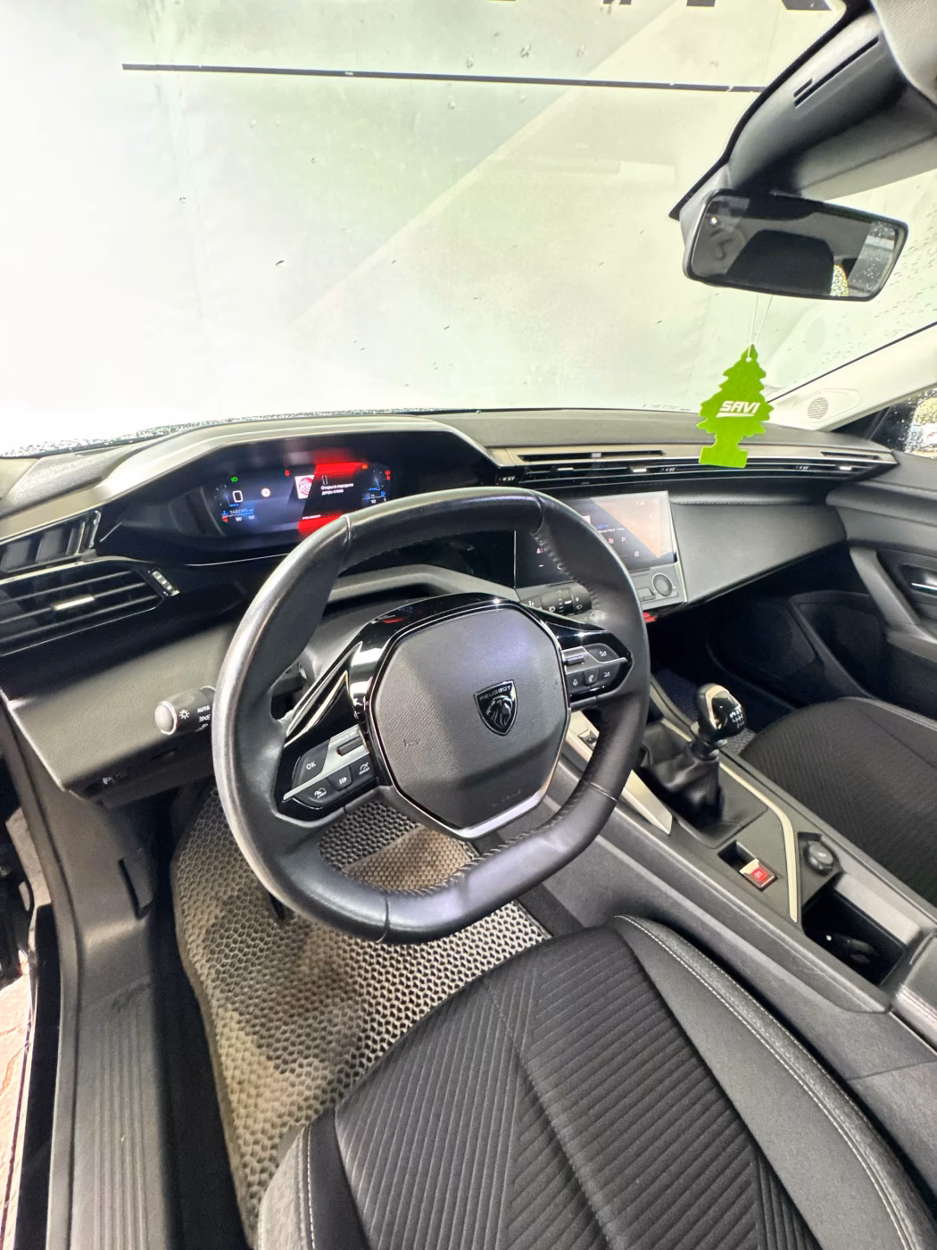 Peugeot 308 фото 10