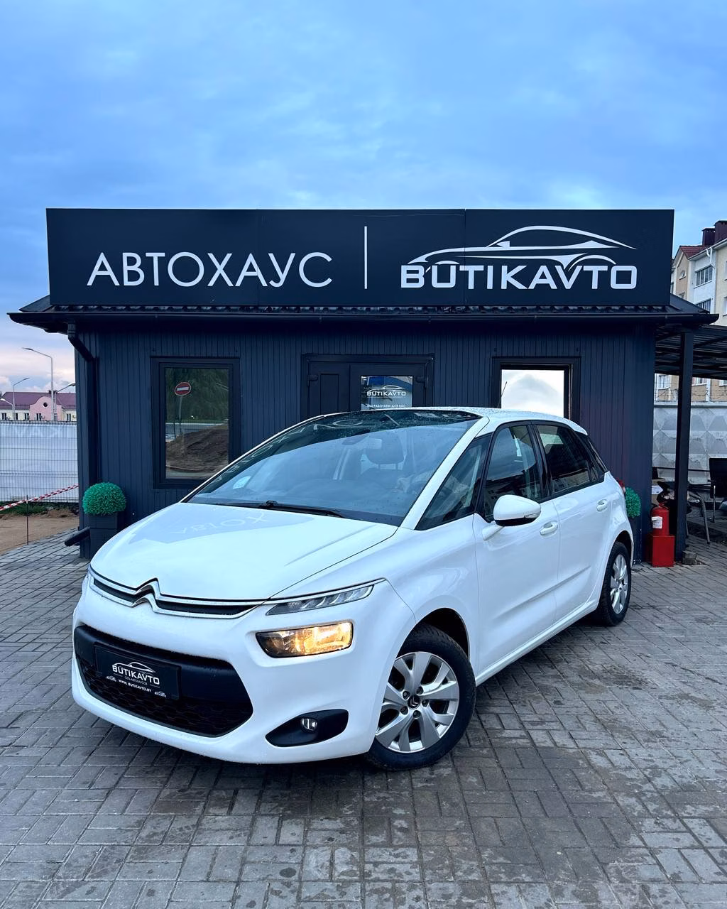 Citroen C4 Picasso фото 3