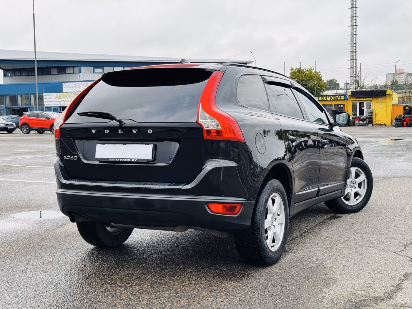 Volvo XC60 фото 2