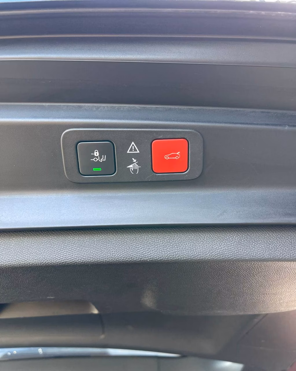Peugeot 5008 фото 17