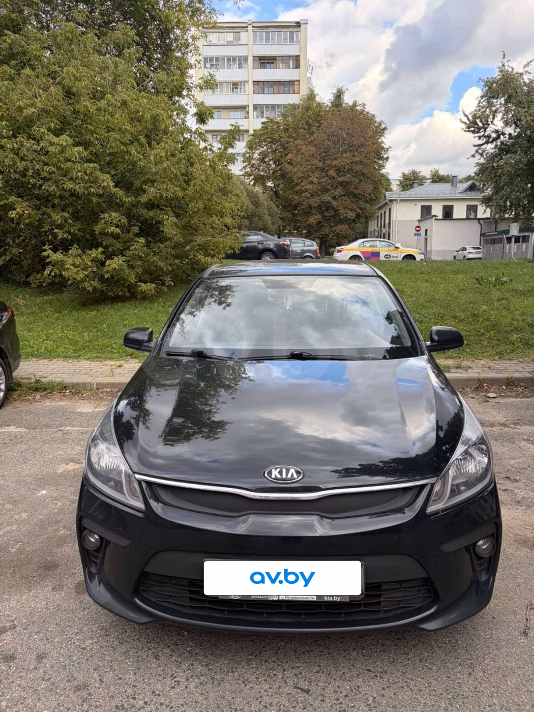 Kia Rio фото 10