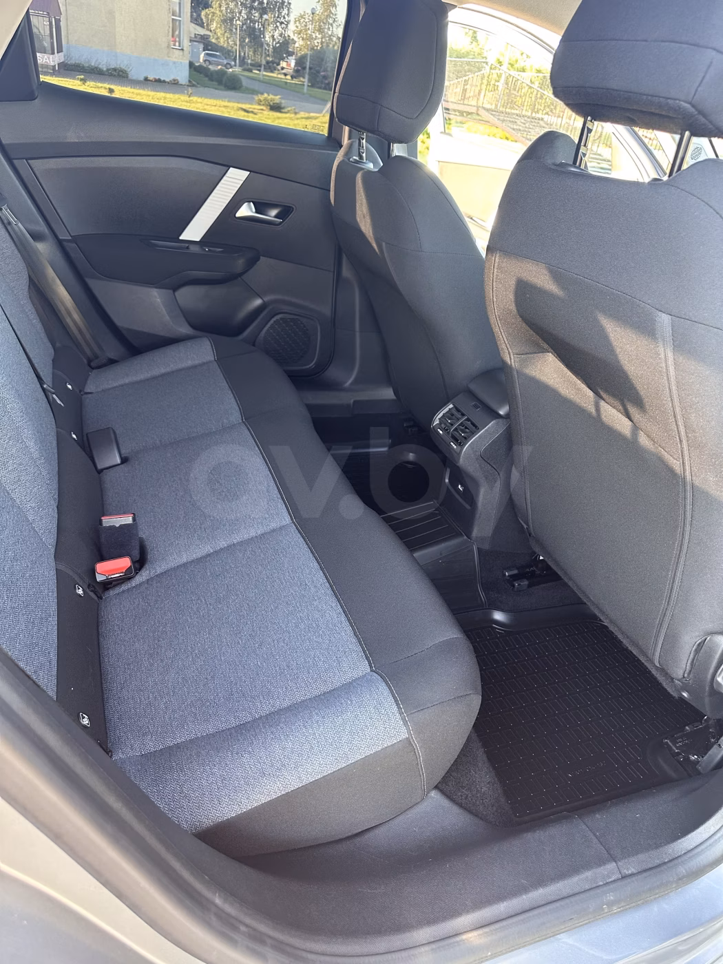 Citroen C4 фото 11