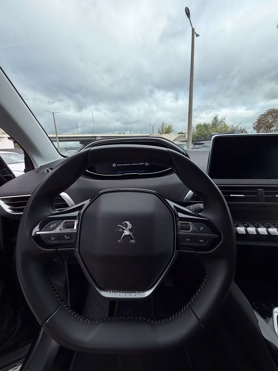 Peugeot 5008 фото 10