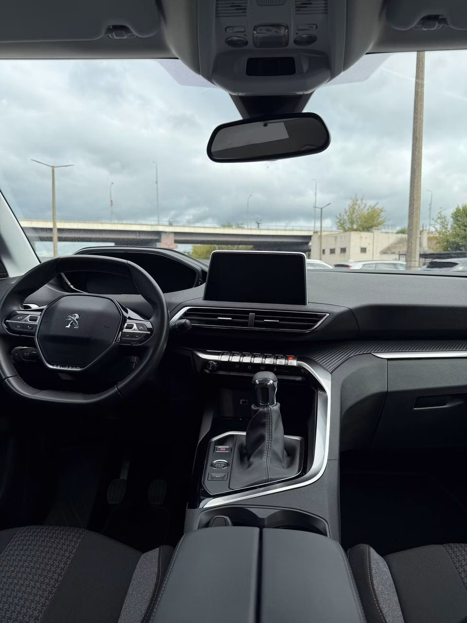 Peugeot 5008 фото 16
