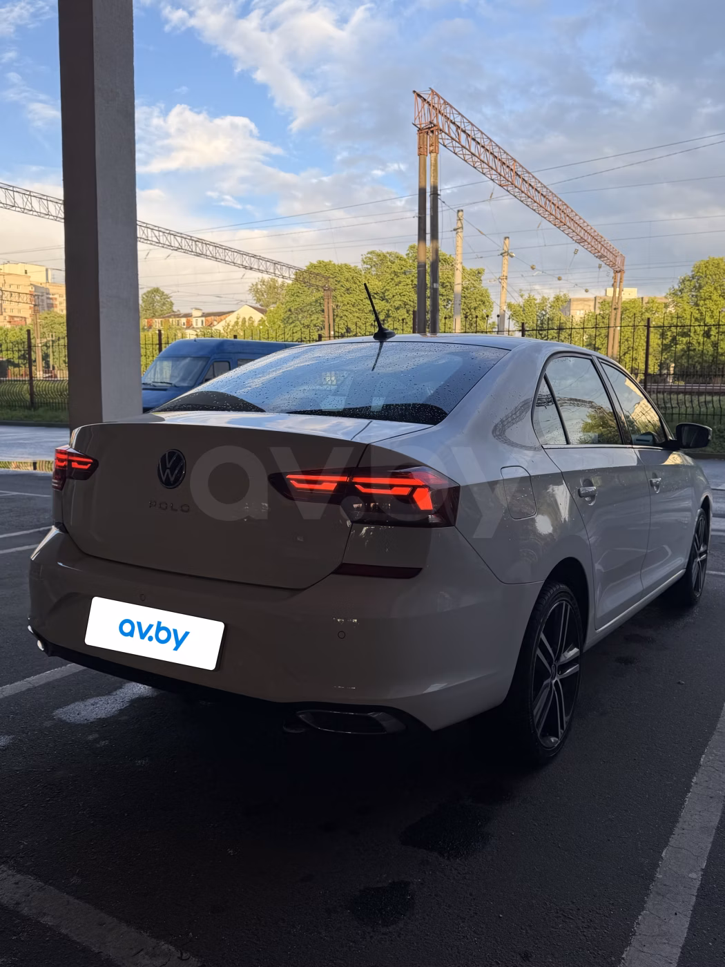 Volkswagen Polo Sedan фото 6