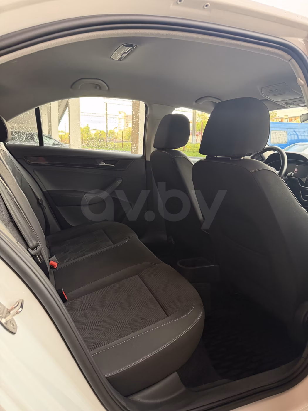 Volkswagen Polo Sedan фото 12