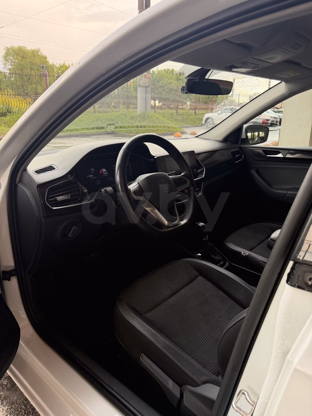 Volkswagen Polo Sedan фото 10