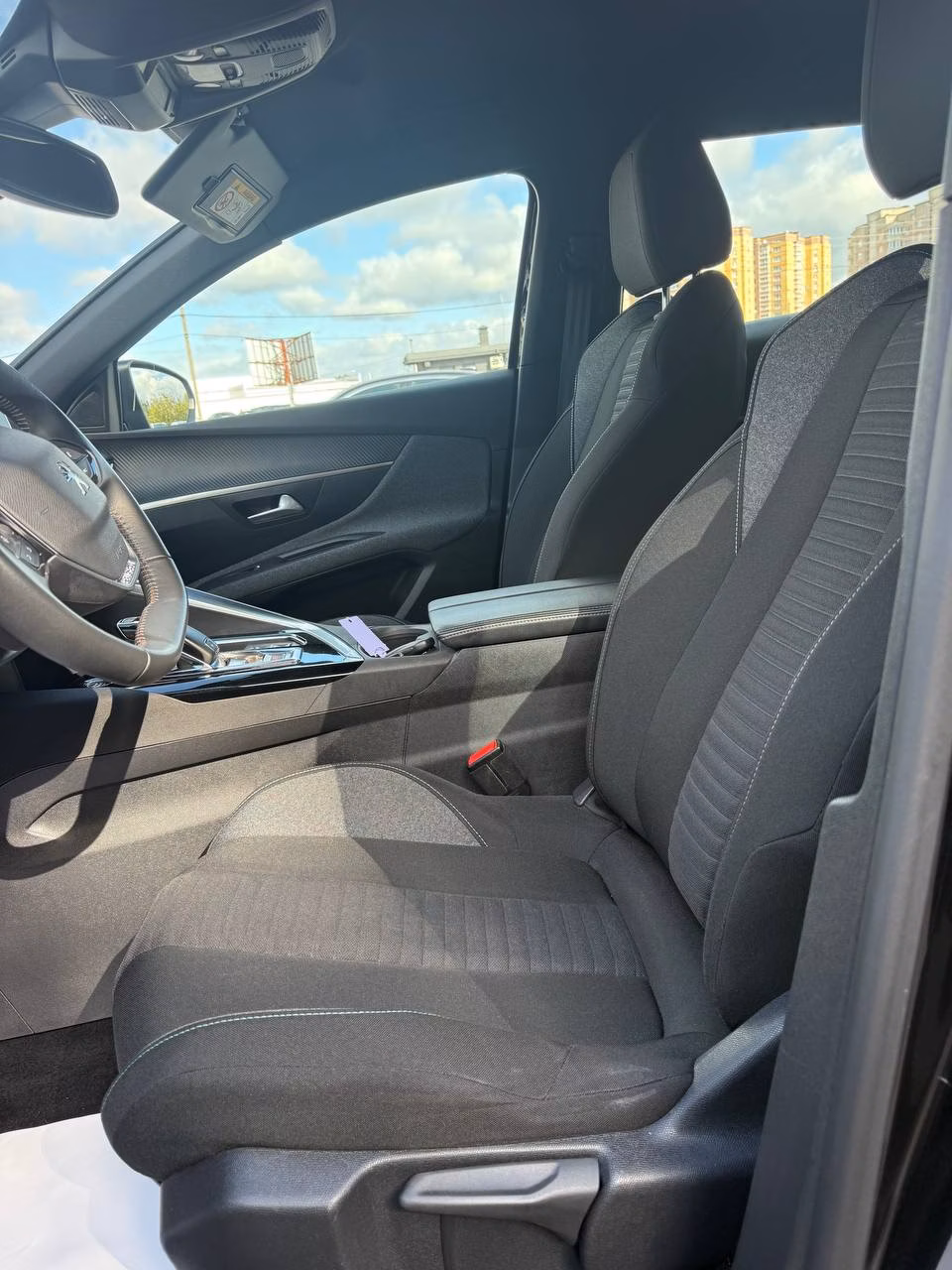 Peugeot 3008 фото 9