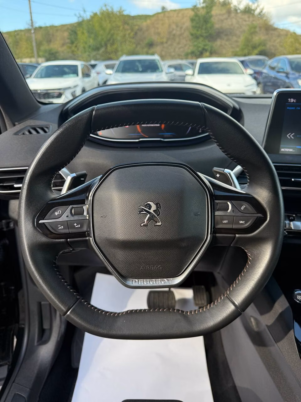 Peugeot 3008 фото 12
