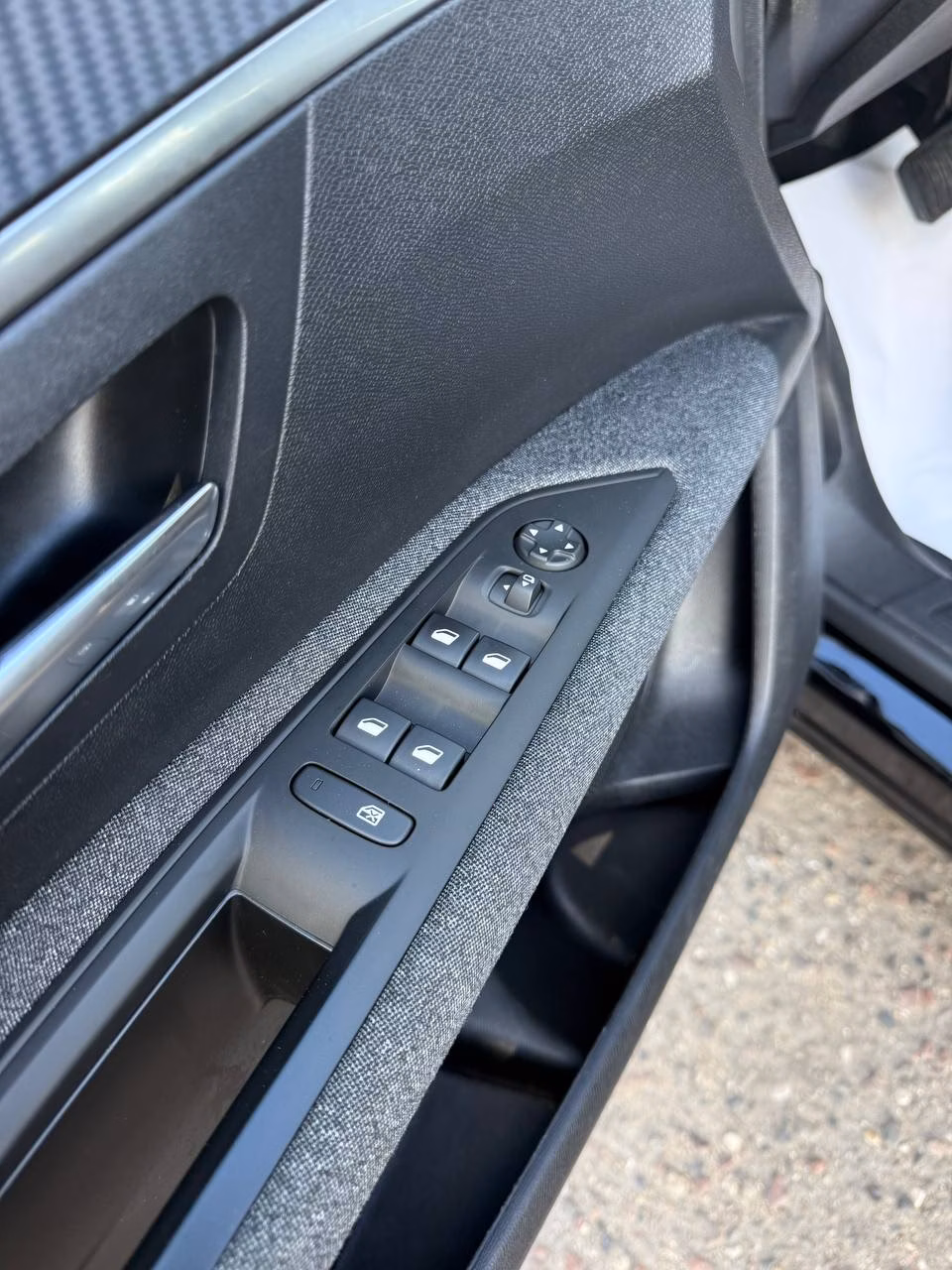 Peugeot 3008 фото 14