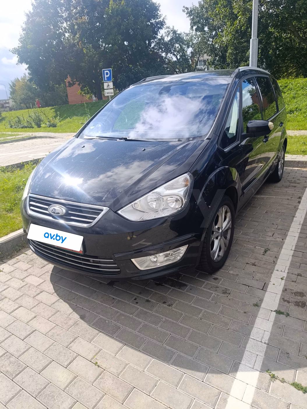 Ford Galaxy фото 2