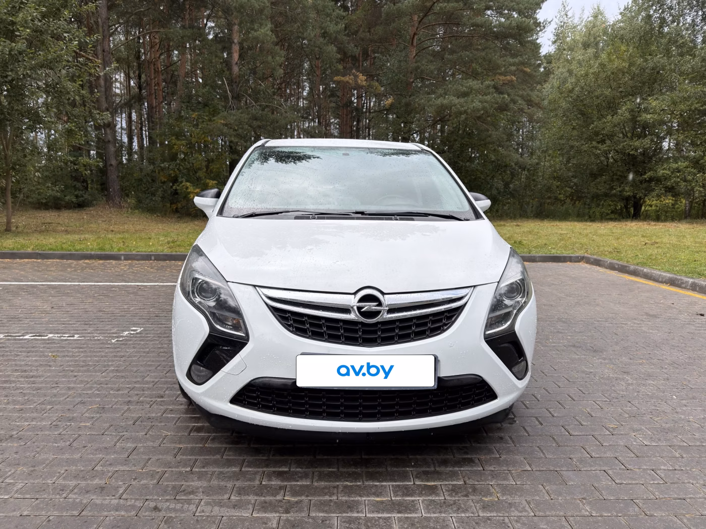 Opel Zafira фото 2