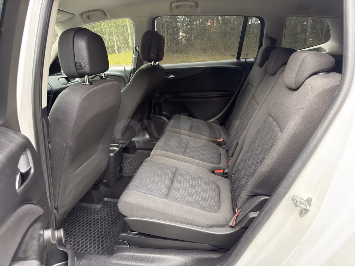 Opel Zafira фото 11