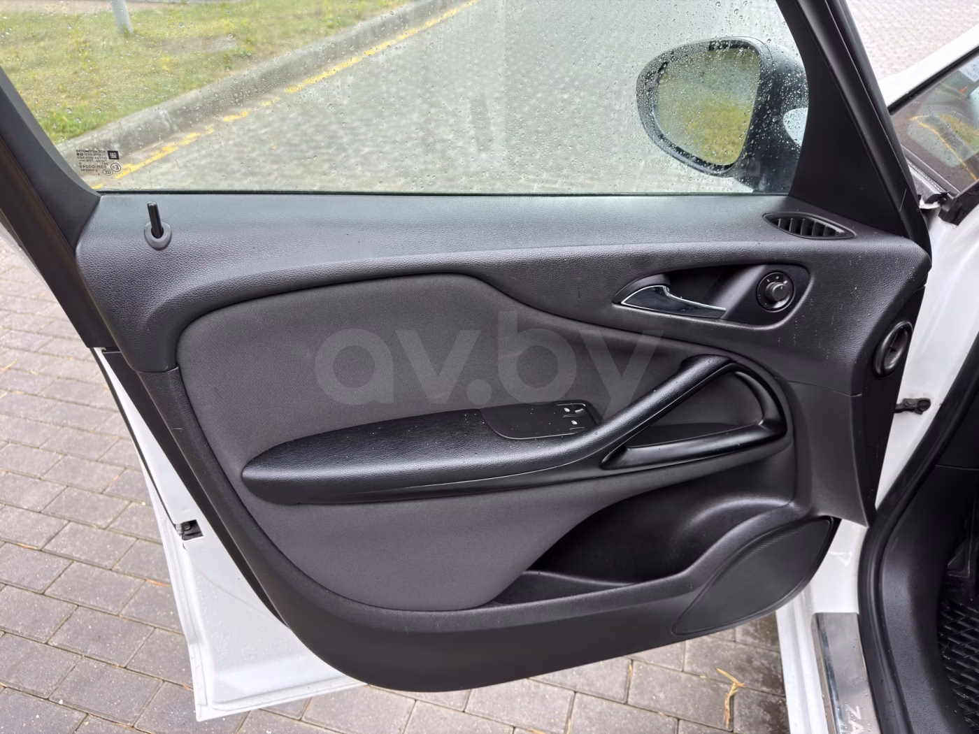 Opel Zafira фото 22