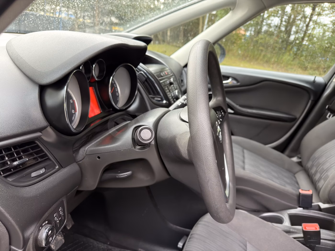 Opel Zafira фото 12
